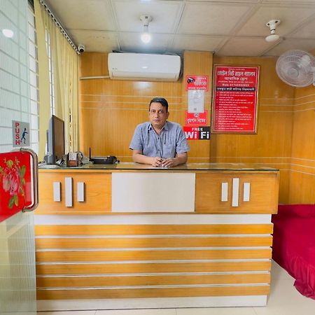 Hotel New Royal Palace Dhanmondi ダッカ エクステリア 写真